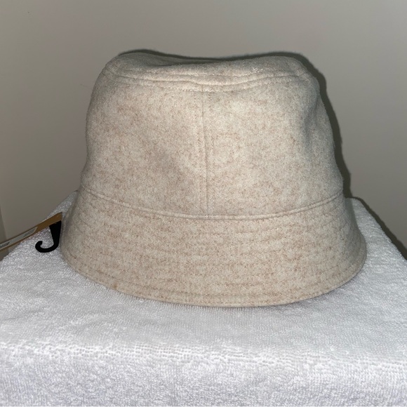 NWT Steve Madden, Cream, Polyester Bucket Hat - One Size - Picture 3 of 6